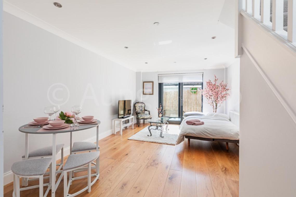 Exceptional 2 Bed Boutique Home In Mill Hill Exterior foto